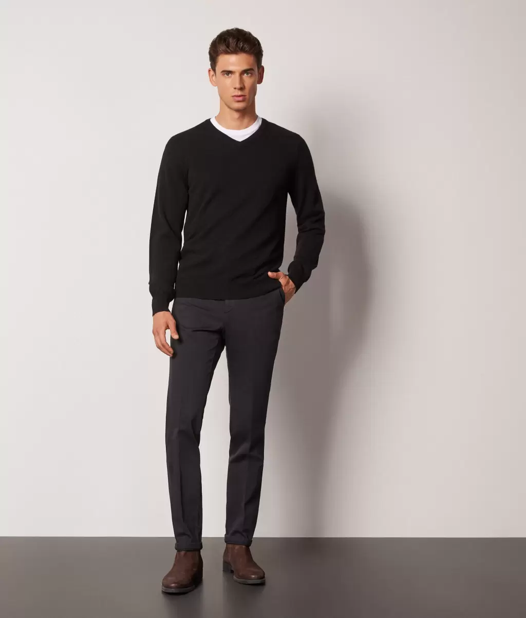 Falconeri Black Camisola Com Decote V Em Ultrasoft Cashmere Camisolas Decote Em V Homem