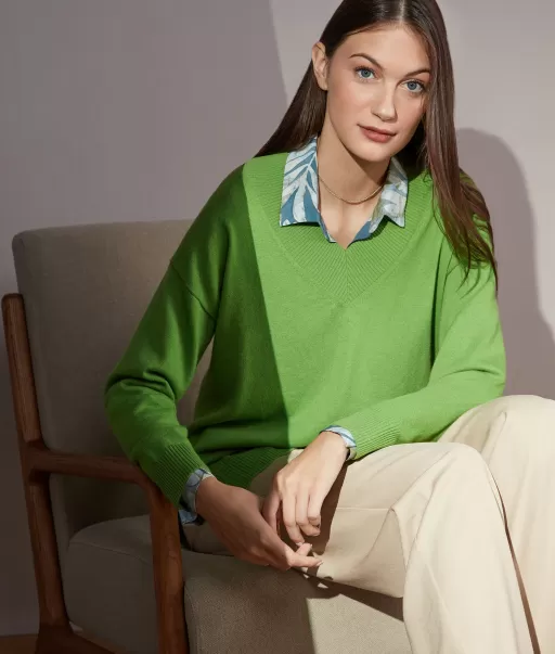 Senhora Green Camisolas Decote Em V Camisola Oversize Em Ultrasoft Cashmere Com Decote Em V Falconeri